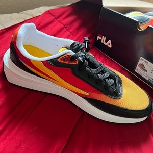 Fila Mens Renno Sneakers new